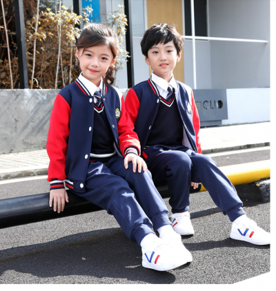 校服